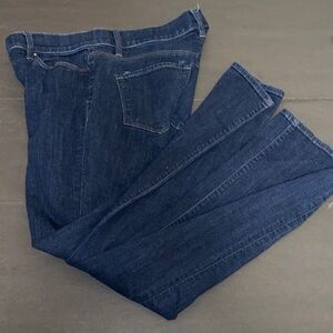 Ann Taylor Size 6 Dark Blue Straight Leg Jeans